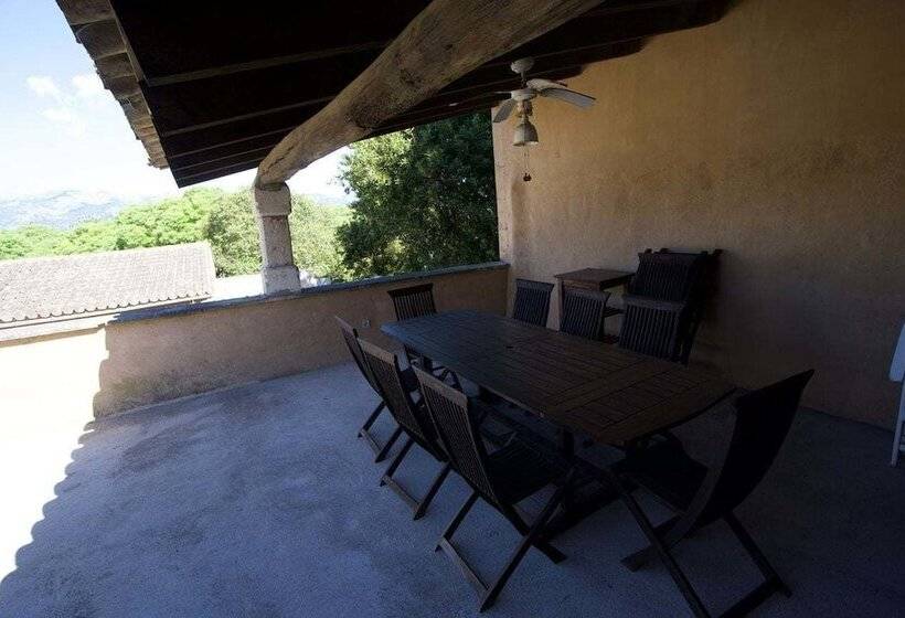 هتل روستایی Finca Son Vivot