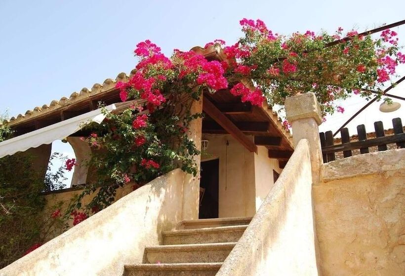 هتل روستایی Finca Son Vivot