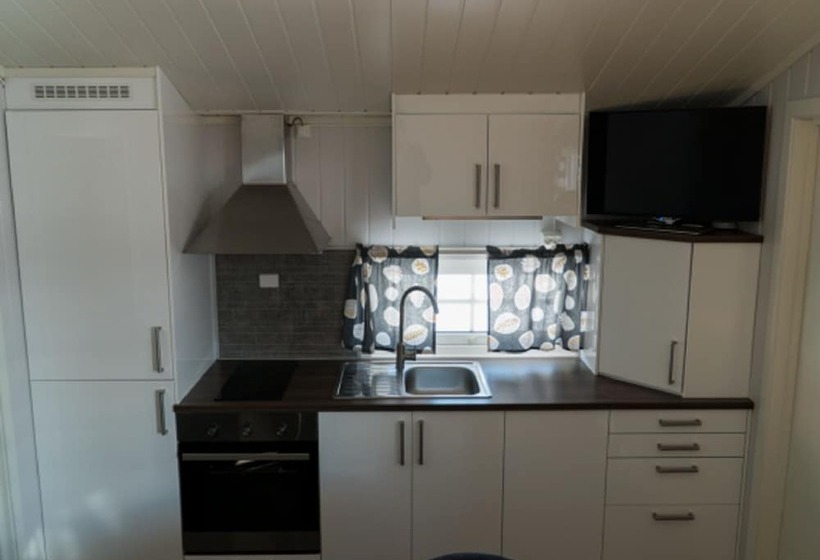 בית מלון כפרי Steinvik Camping