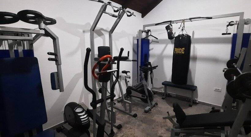 هتل Villa Old Castle