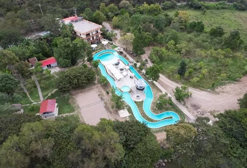 Hotelli Zoila S Suite Escape