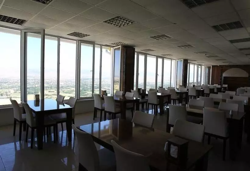 Mavi Sedir Saglik Oteli