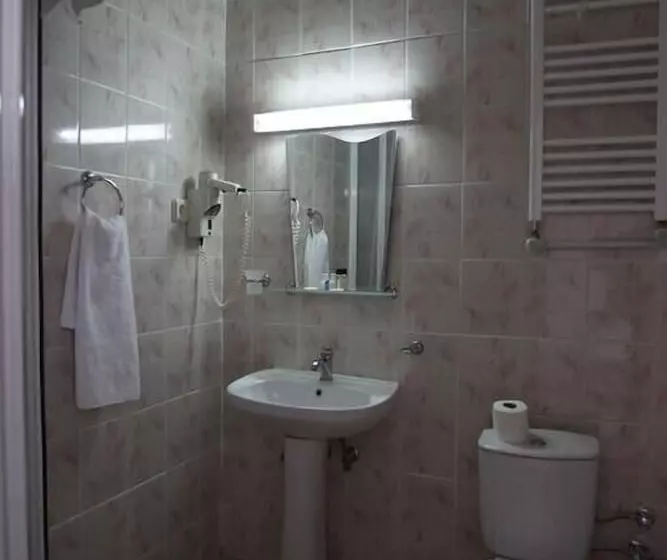 Mavi Sedir Saglik Oteli