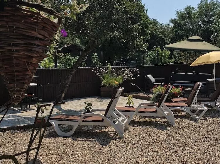 ペンション Sunflower Guest House