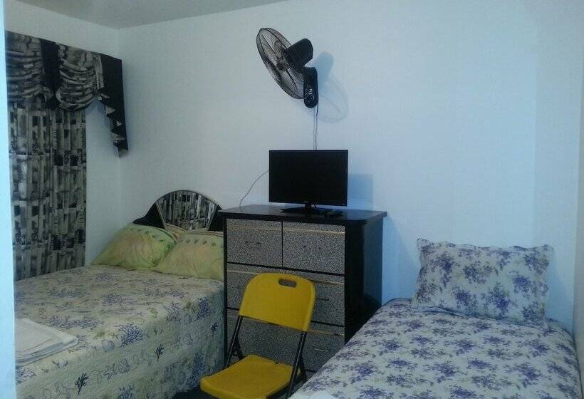 פנסיון Sweets Guest House