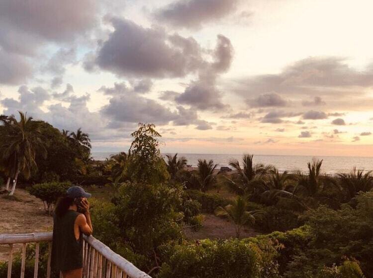 ユースホステル Zion Beach House Adults Only