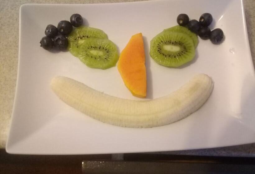 تختخواب و صبحانه Sombré Di Kabana