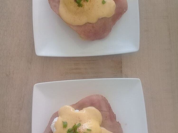 تختخواب و صبحانه Sombré Di Kabana