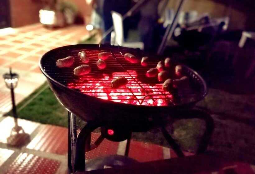 Casa La Vieja Guardia   Hostel