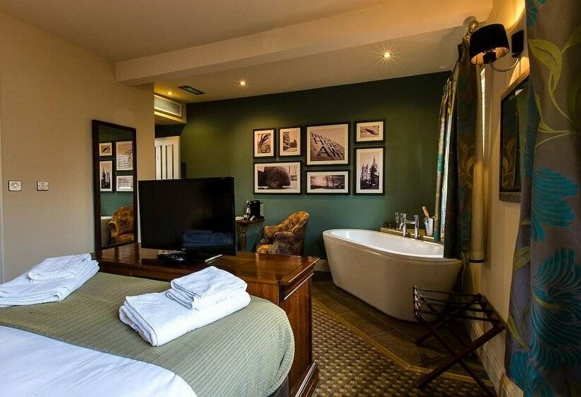 客栈  The Maltsters Arms