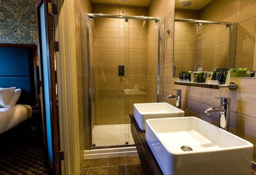 客栈  The Maltsters Arms