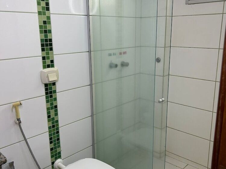 Отель Aldeias Palace