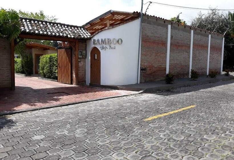 ホテル Bamboo Village Place