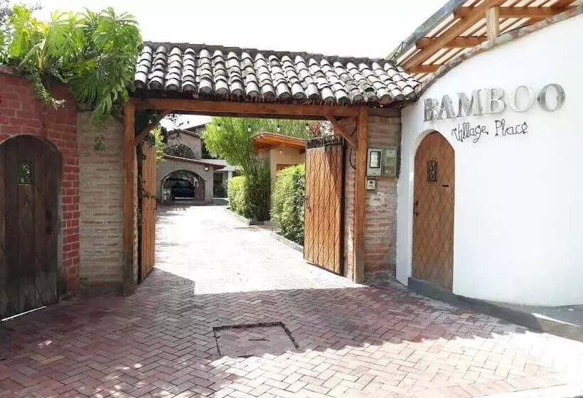 ホテル Bamboo Village Place