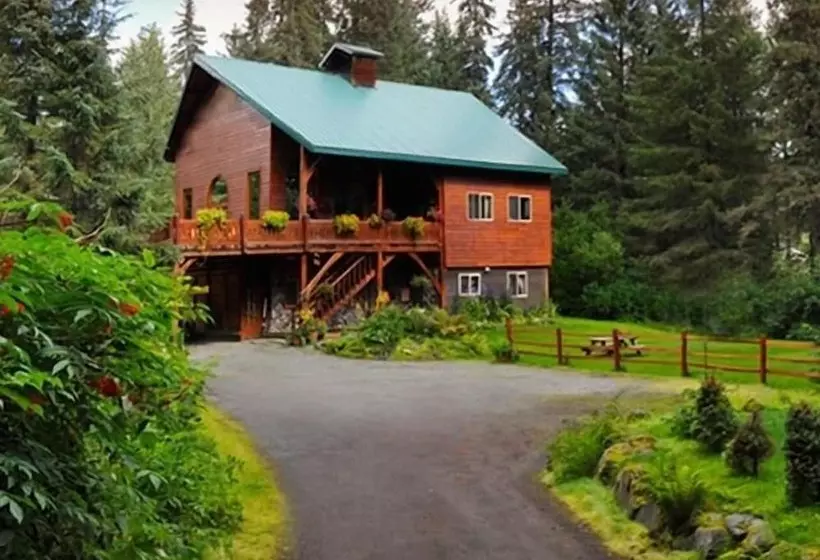 Hotelli Carriage House Accommodations