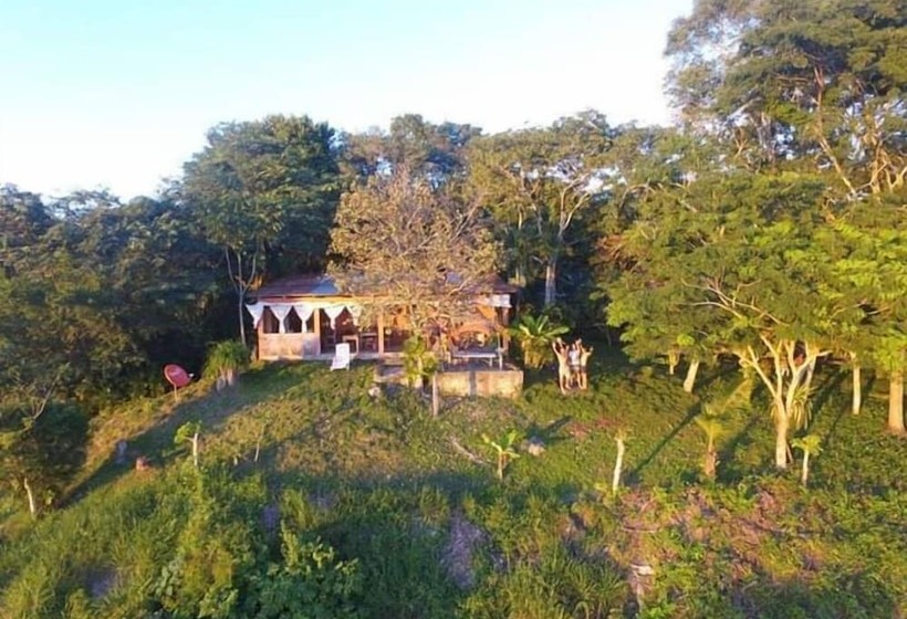 هتل Chaltunha Hostel Flores Island