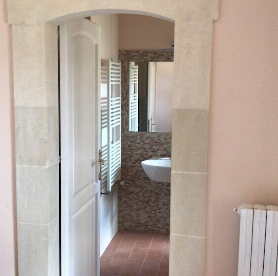 فندق Eremo Madonna Delle Grazie