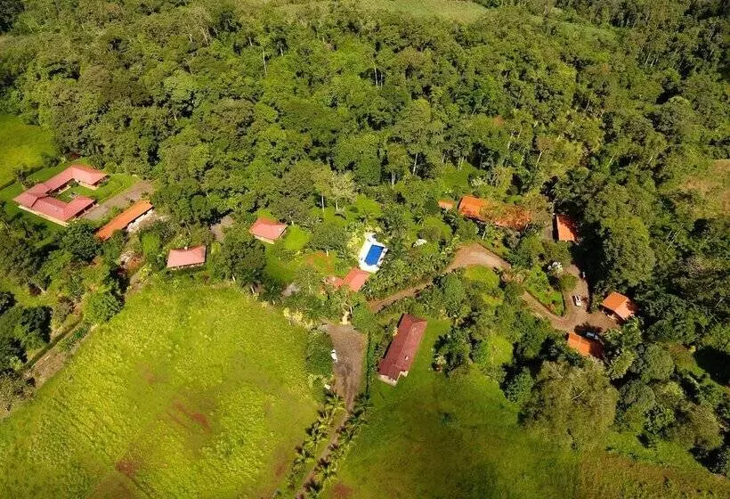 Hotelli La Finca Lodge