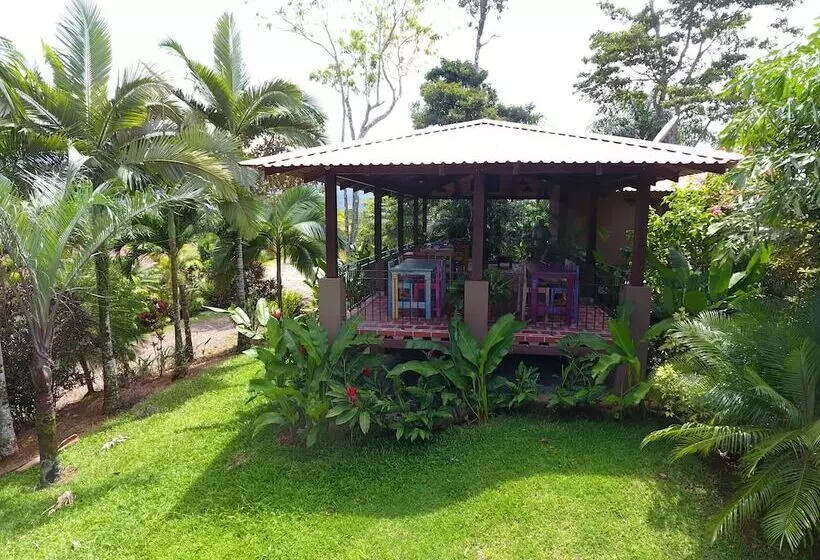 Hotelli La Finca Lodge