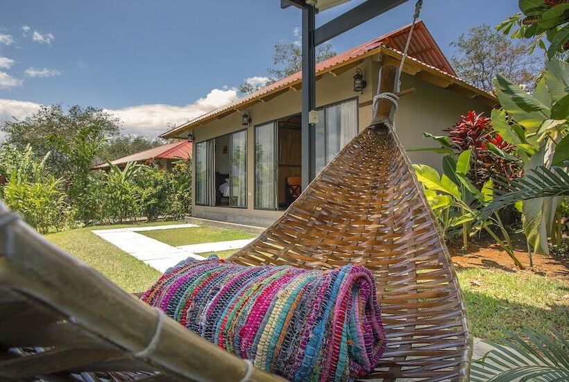 בית מלון כפרי La Finca Lodge