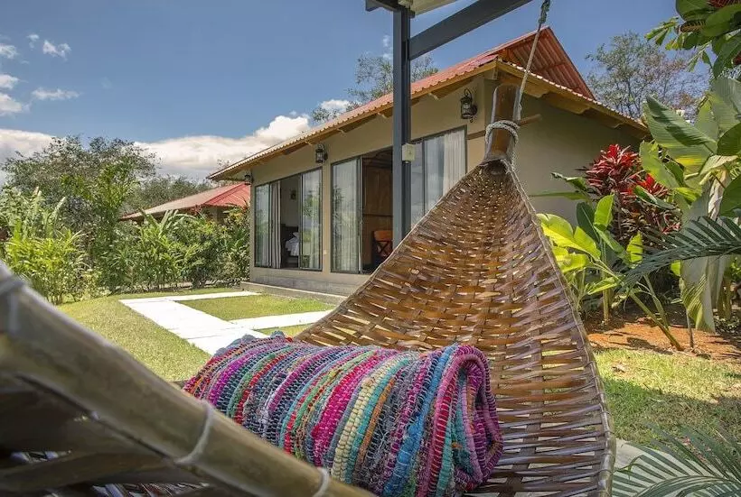 Hotelli La Finca Lodge