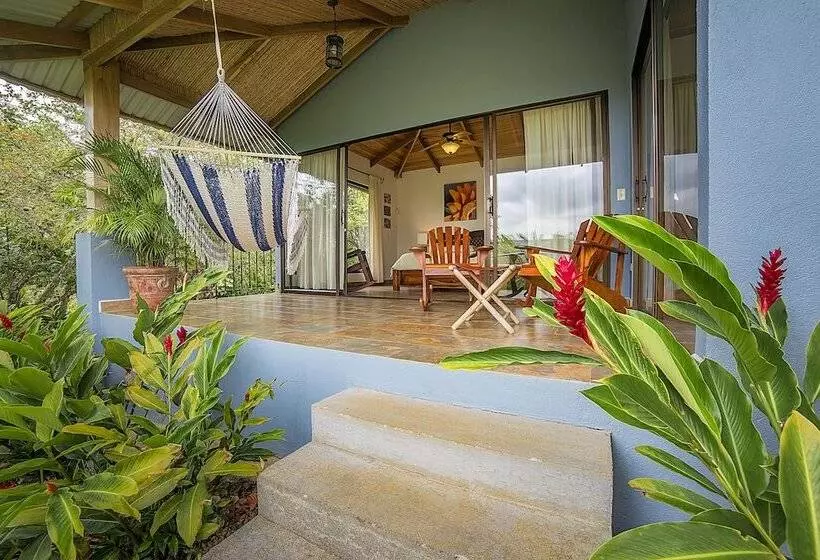 Hotelli La Finca Lodge