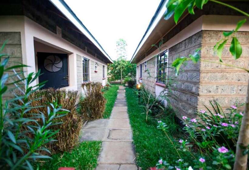 هتل Maya Gardens Sagana