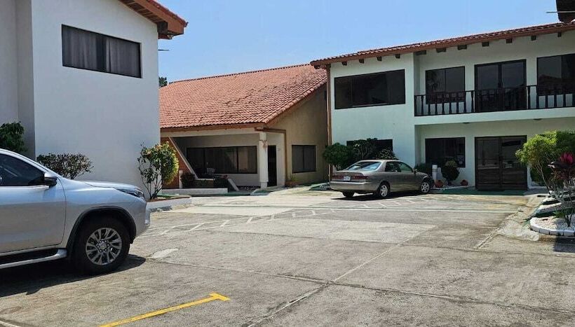 酒店 Resort Obelisco