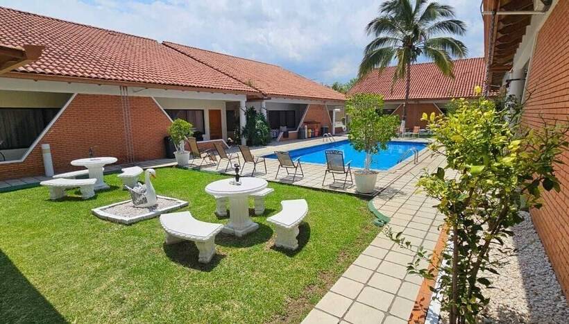 酒店 Resort Obelisco