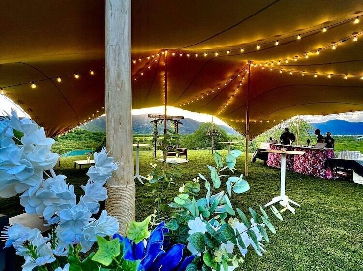 هتل Rivland Resort