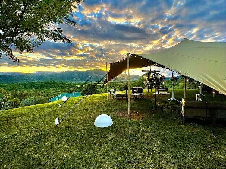 هتل Rivland Resort