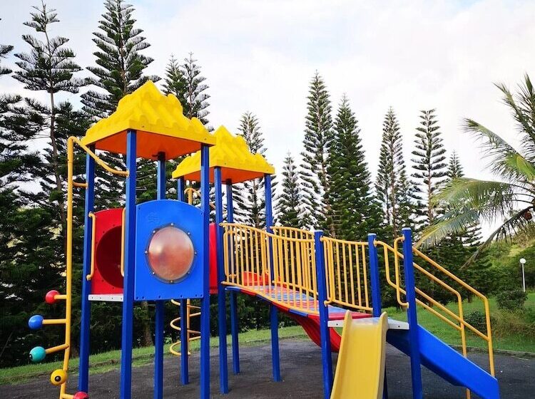 هتل Rivland Resort