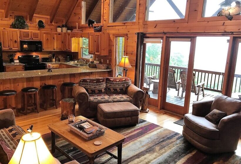 Light`s Mountain Lake Overlook