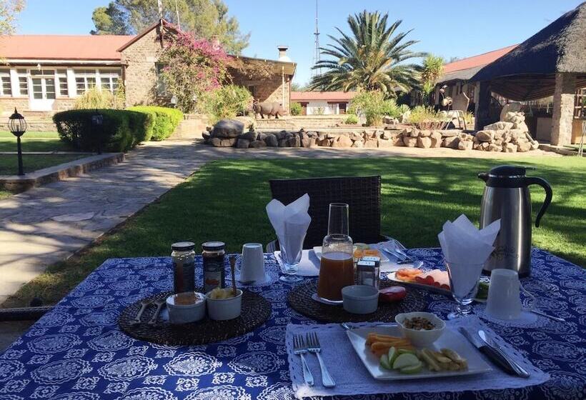 پانسیون Burgsdorf Guest Farm