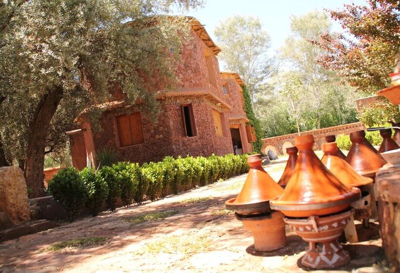 Pension (Hôtel basse catégorie) Ecolodge Tamount