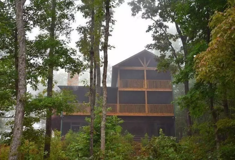 The Three Bear Lodge In Blue Ridge