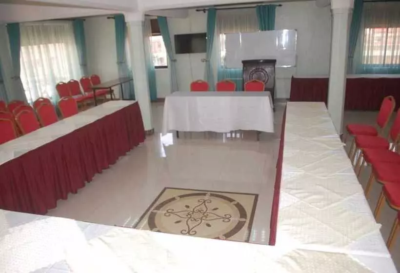 Tj Global Hotel Kasese