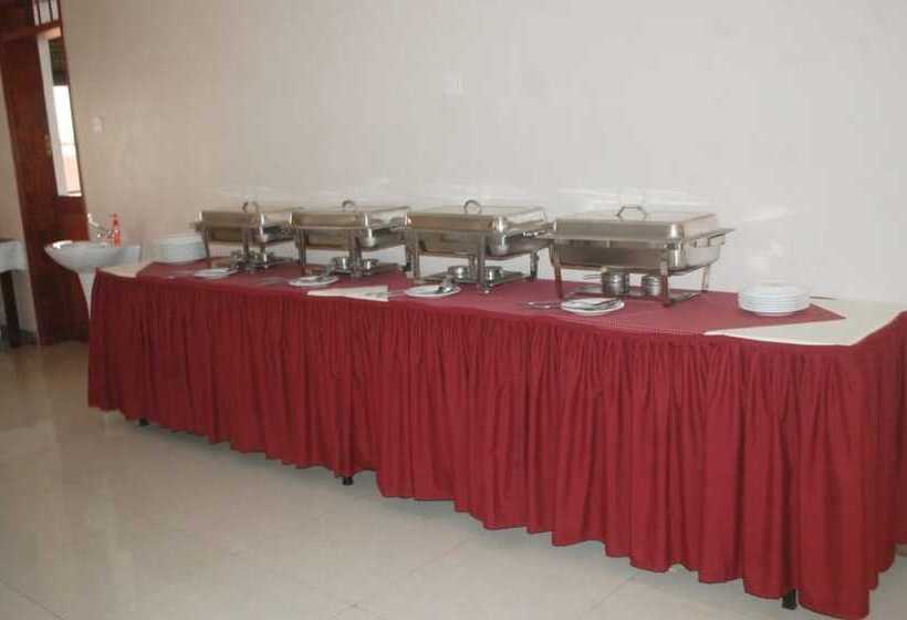 Tj Global Hotel Kasese