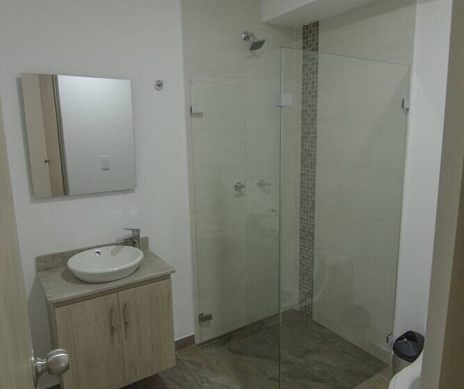 Aparta Hotel Santana