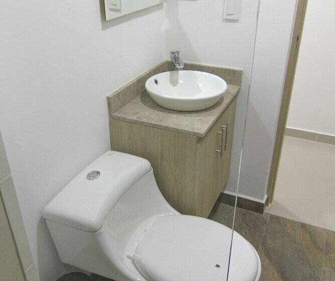 Aparta Hotel Santana