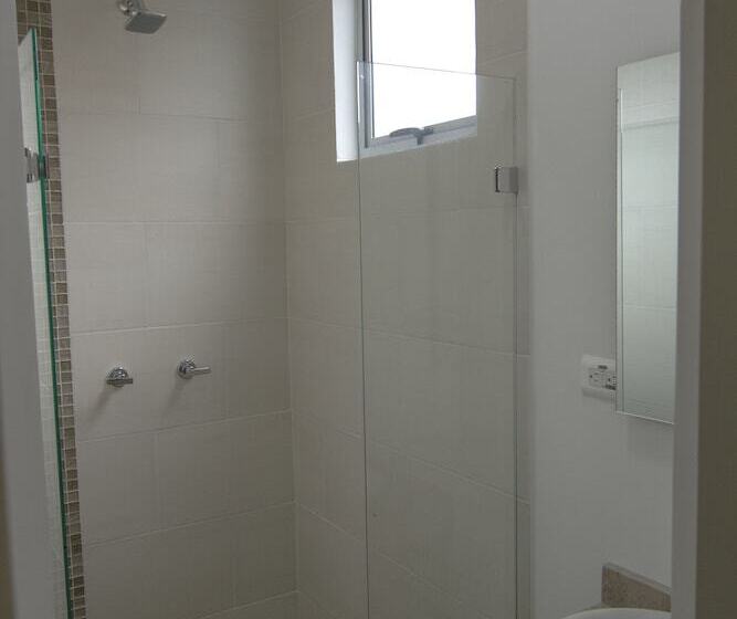 Aparta Hotel Santana