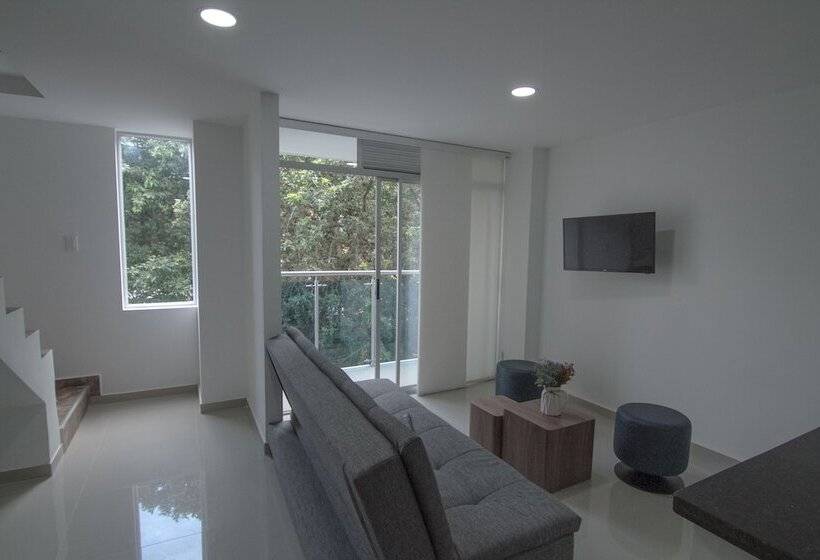 Aparta Hotel Santana