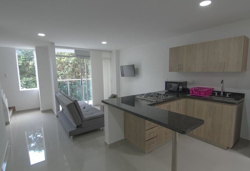 Aparta Hotel Santana