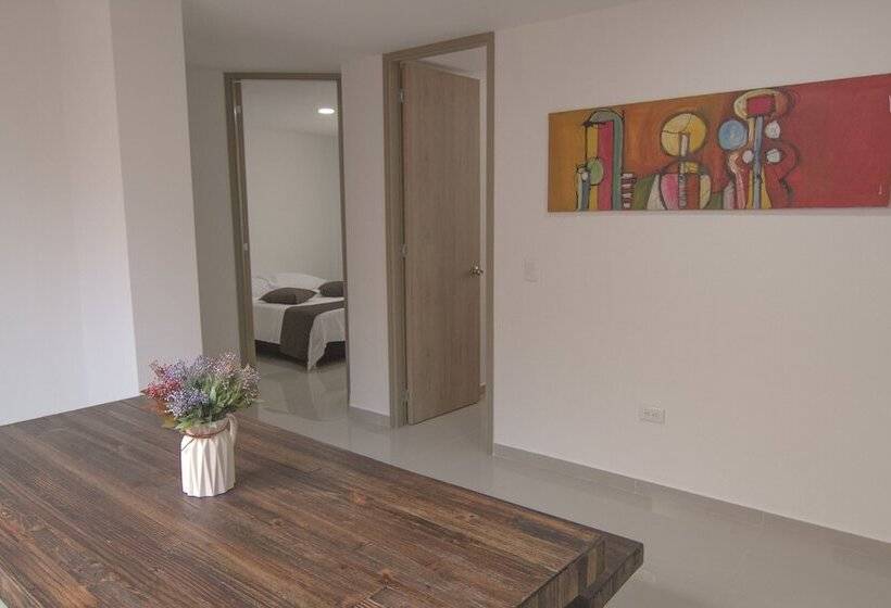 Aparta Hotel Santana