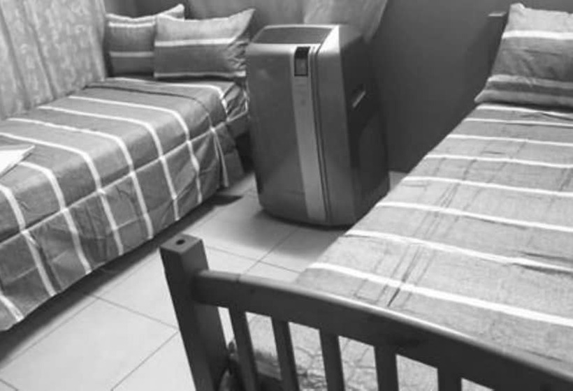 تختخواب و صبحانه La Vie Est Belle Trinidad