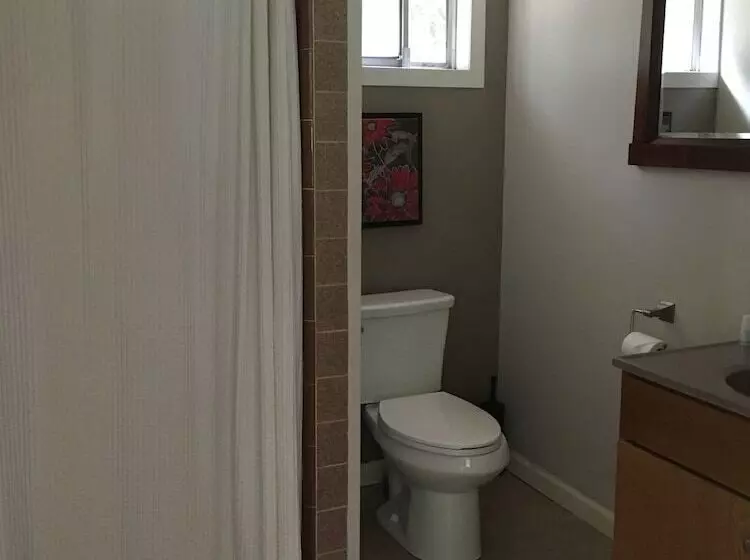 China Creek Cottages