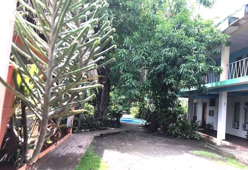 مسافرخانه Trópico Mágico