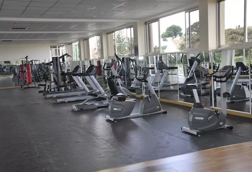 هتل Brovad Masaka