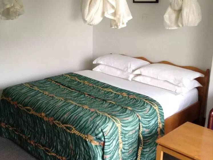 هتل Brovad Masaka