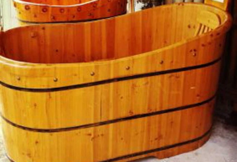 هتل Camp Cabarita